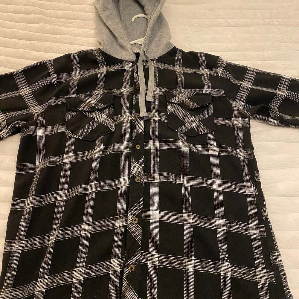 Mountain Ridge Men's Black and Gray Plaid Hooded Flannel Shirt Jacket